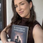 Recenzja książki „W matriksie kameleona” – Katarzyna Dodd